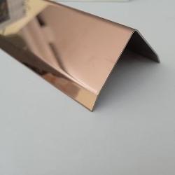 Cornier cu laturi tesite din inox